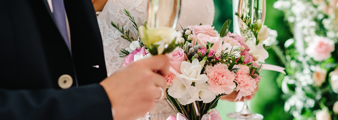 Wedding flowers from Inspirations in Glasgow